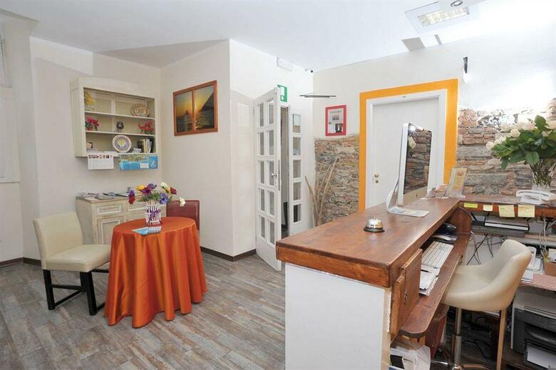 Hotel Crismar