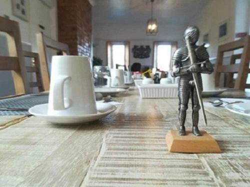Bed & Breakfast Knights Rest