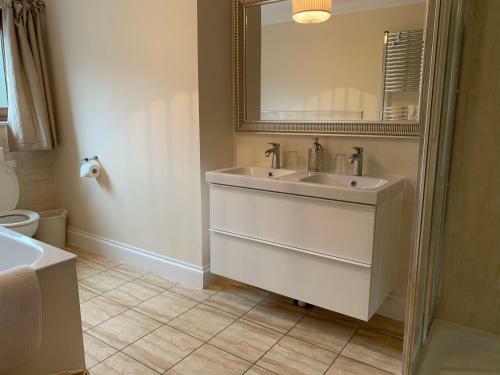 Westcourt Bed & Breakfast