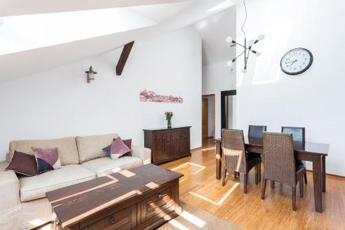 Apartamenty D?uga 27