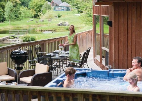 Penvale Lake Lodges