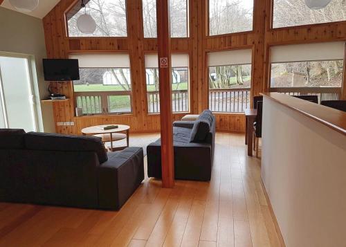 Penvale Lake Lodges
