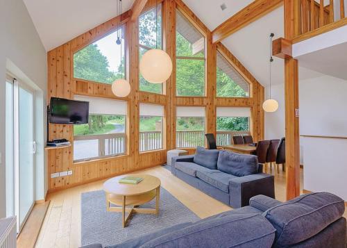 Penvale Lake Lodges