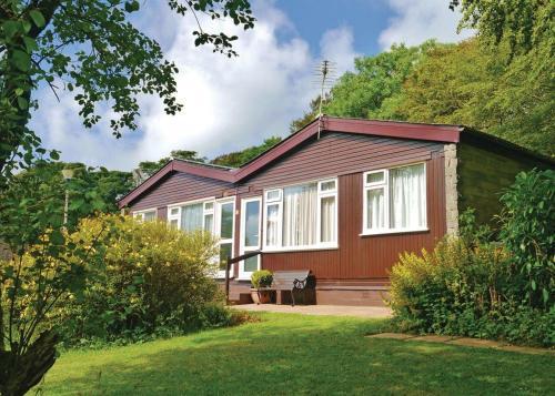 Penvale Lake Lodges