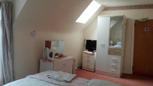 Hostal Poldhu Guest House