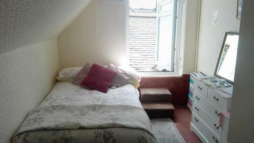 Hostal Poldhu Guest House