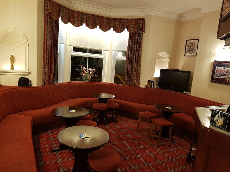 Hostal La Baia Hotel
