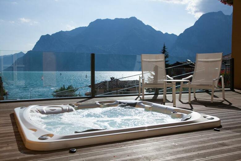 Hotel Lago Di Garda