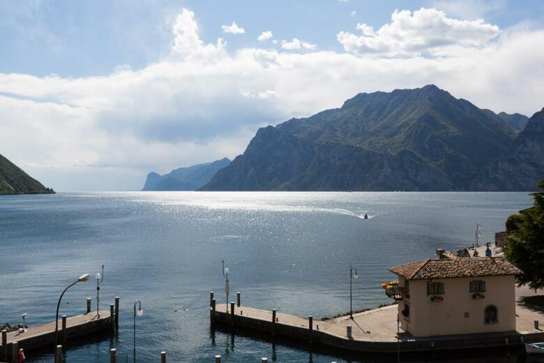 Hotel Lago Di Garda