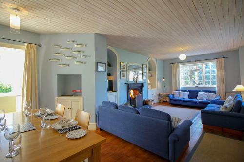 Corner Cottage