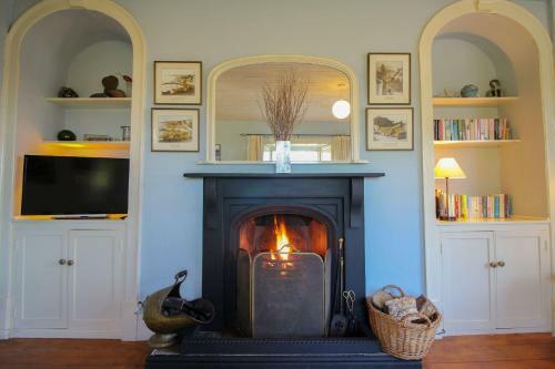 Corner Cottage
