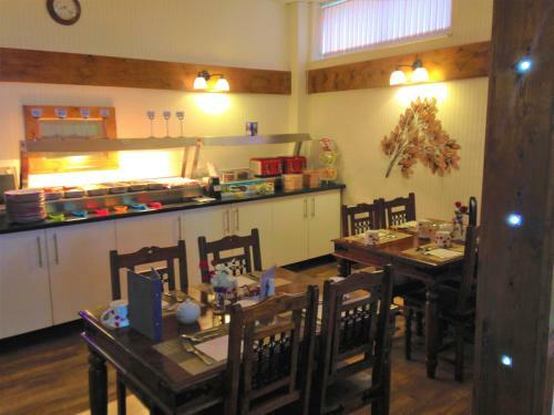 Hostal Sutton Park Guest House