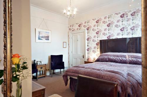 Hostal Bronte Guest House