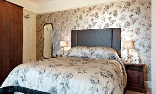 Hostal Bronte Guest House