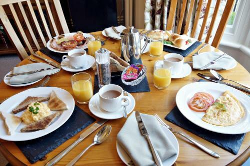 Hostal Bronte Guest House