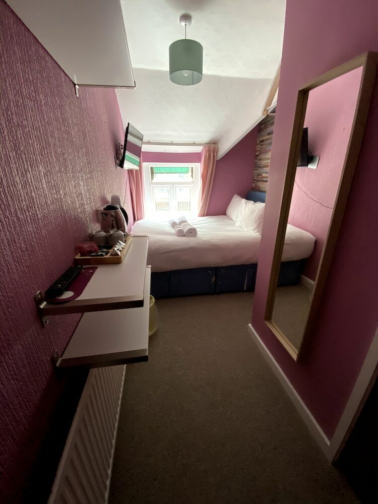 Hostal Anchorage Guest House