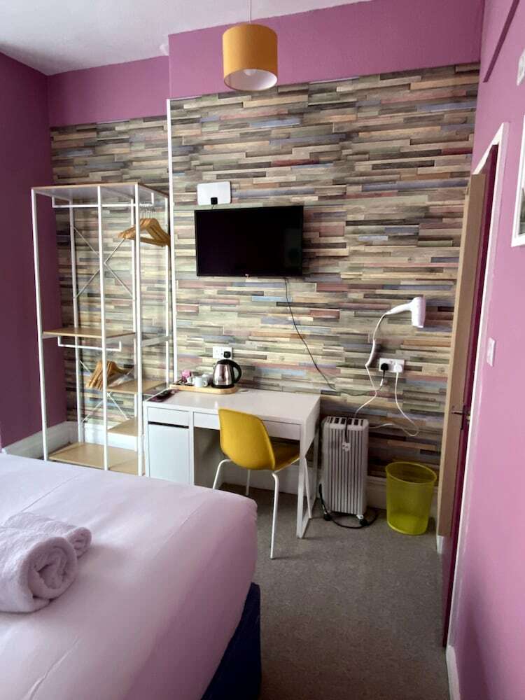 Hostal Anchorage Guest House
