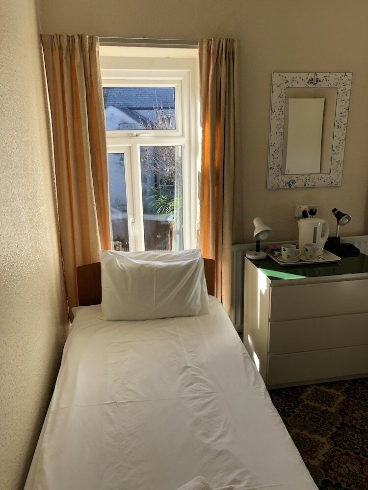 Hostal Anchorage Guest House