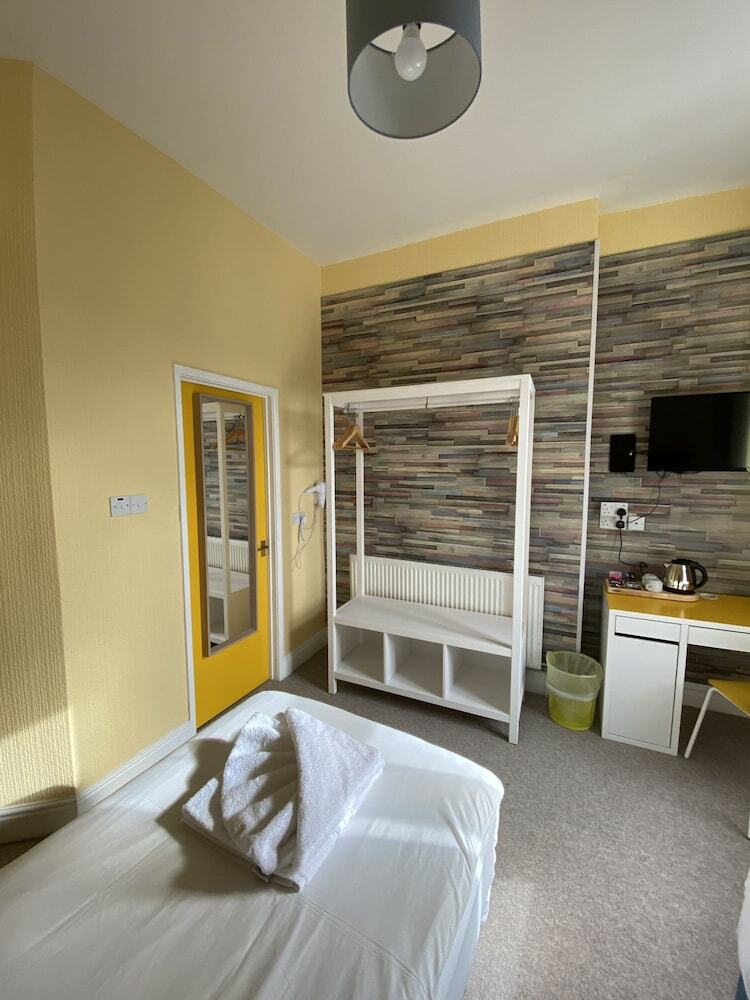 Hostal Anchorage Guest House