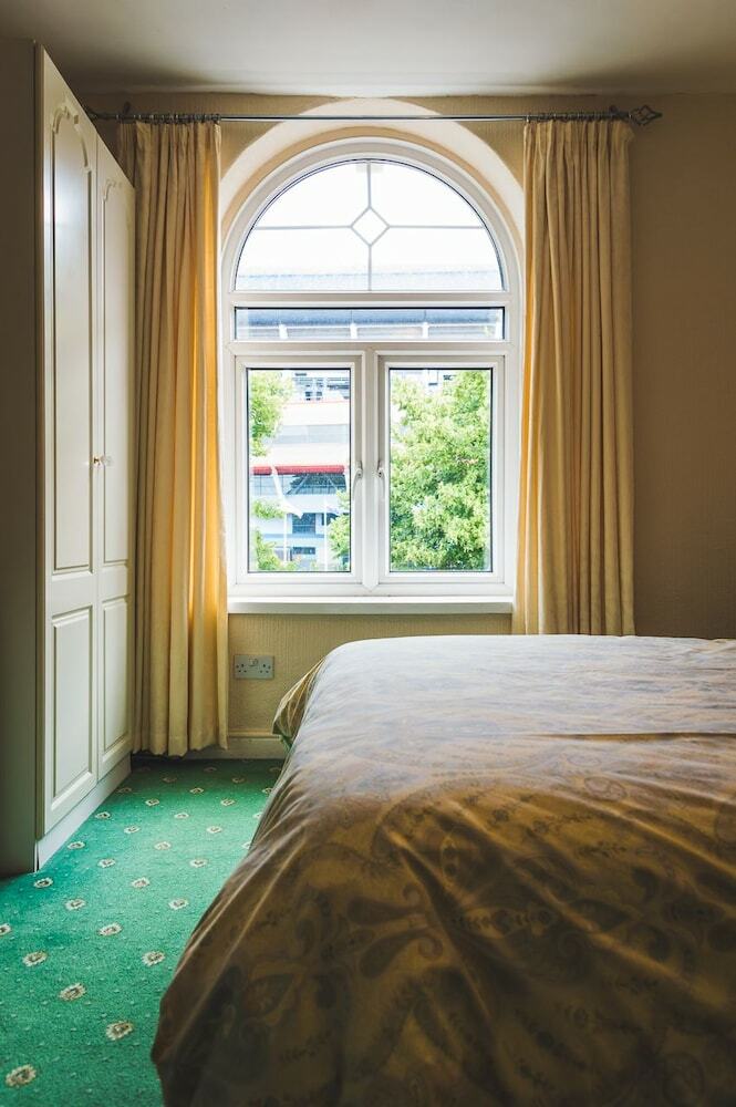Hostal Anchorage Guest House