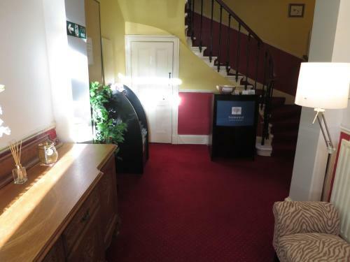 Hostal Thornfield Guest Residence