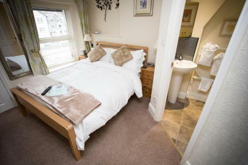 Bed & Breakfast Parkfield House