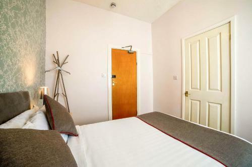 Bed & Breakfast Oyo Martell's Hotel