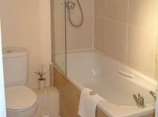 Hostal The Cheltenham Townhouse & Apartments