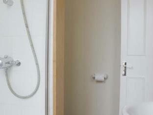 Hostal The Cheltenham Townhouse & Apartments