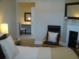 Hostal The Cheltenham Townhouse & Apartments