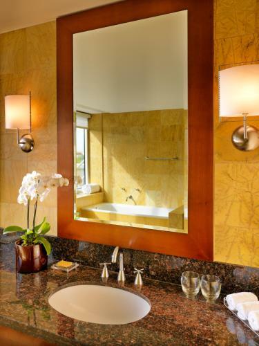 Regent Warsaw Hotel