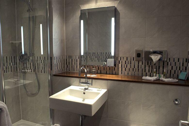 Mercure Exeter Southgate Hotel
