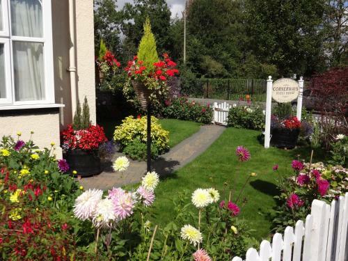 Bed & Breakfast Cornerways Guest House