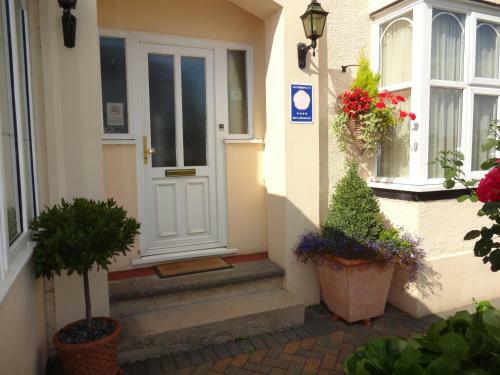 Bed & Breakfast Cornerways Guest House
