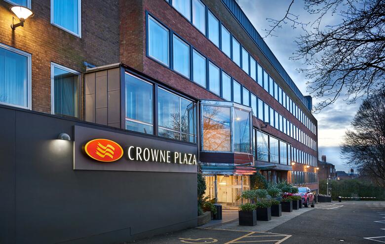 Hotel Crowne Plaza London Ealing