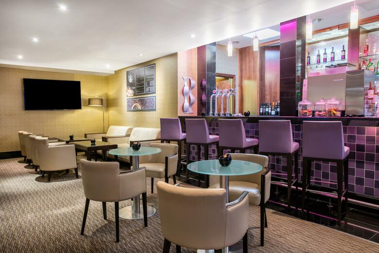 Hotel Crowne Plaza London Ealing