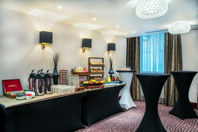 Hotel Crowne Plaza London Ealing
