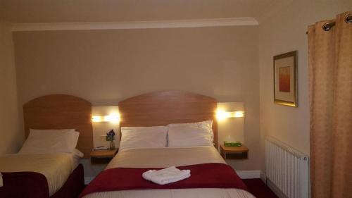 Hostal Lloyds Of Chester
