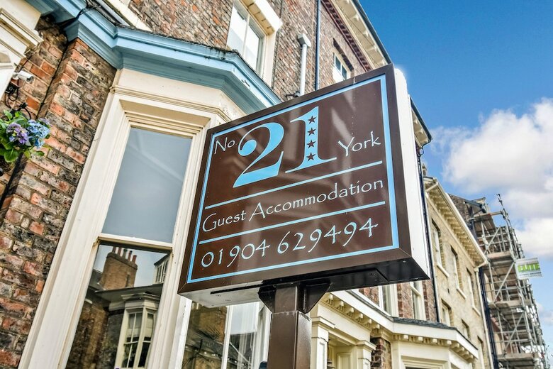 Bed & Breakfast No. 21 York