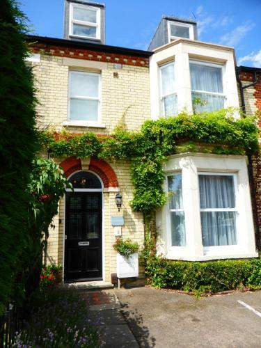 Bed & Breakfast Lynwood House