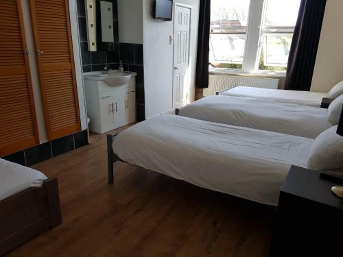 Hostal Boscombe Reef Hotel
