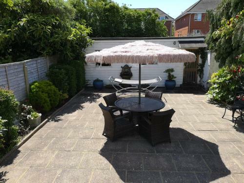 Hostal Boscombe Reef Hotel