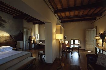 Hotel Castello Monastero