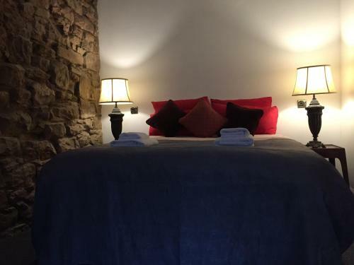 Posada Royal Mile Suites By The Castle