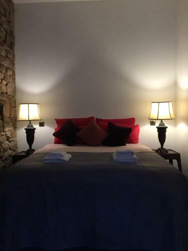 Posada Royal Mile Suites By The Castle