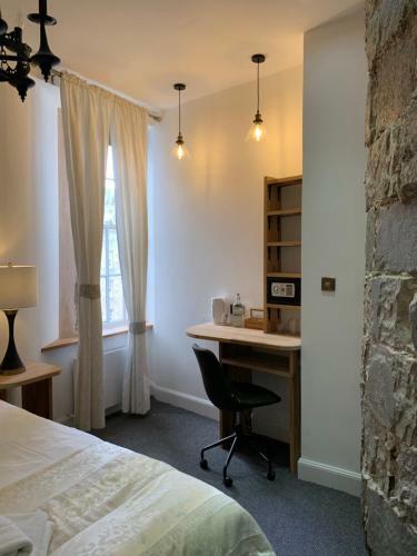 Posada Royal Mile Suites By The Castle