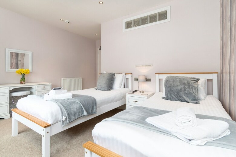 Hostal Beachside Guest House