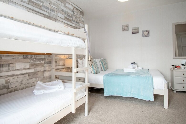 Hostal Beachside Guest House