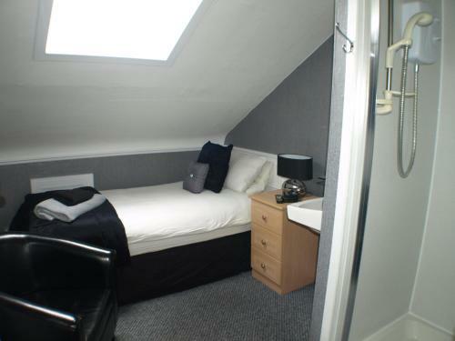 Hostal Vaila Guest House