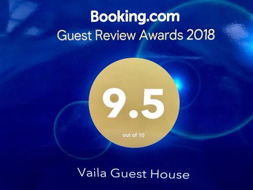 Hostal Vaila Guest House